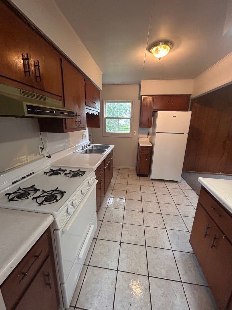 Fort Wayne House: 4610 Smith St.