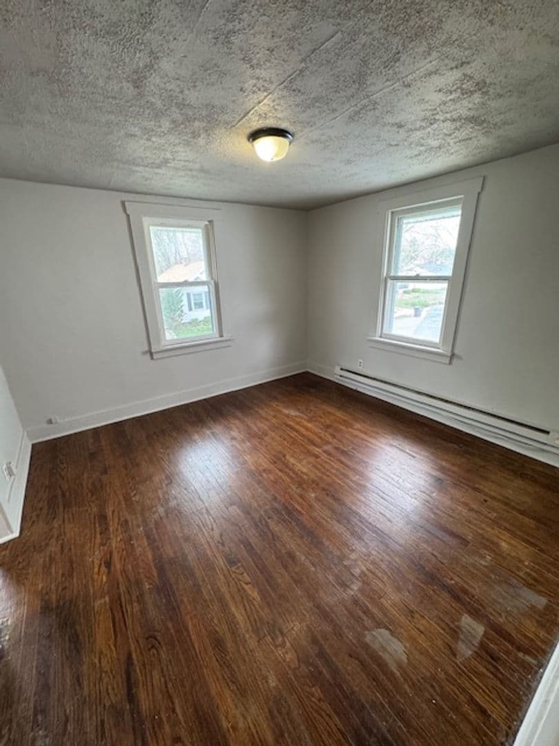 Fort Wayne House: 1516  Bayer Ave
