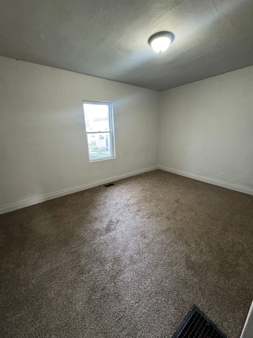 Fort Wayne House: 2249 New Haven Ave.