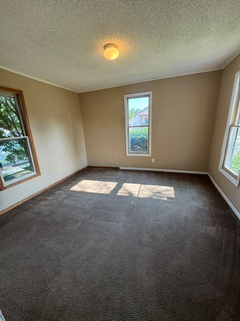 New Haven House: 534 South Street