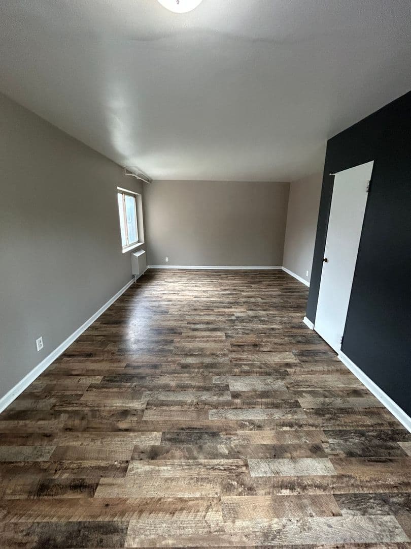 Ft. Wayne Apartment: 2301 Florida Dr.