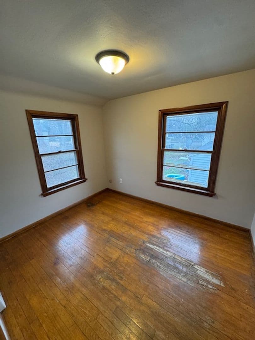 Fort Wayne Apartment: 1341 Fay Dr.