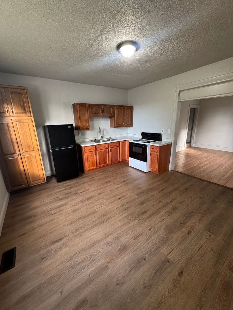 Fort Wayne House: 2249 New Haven Ave.