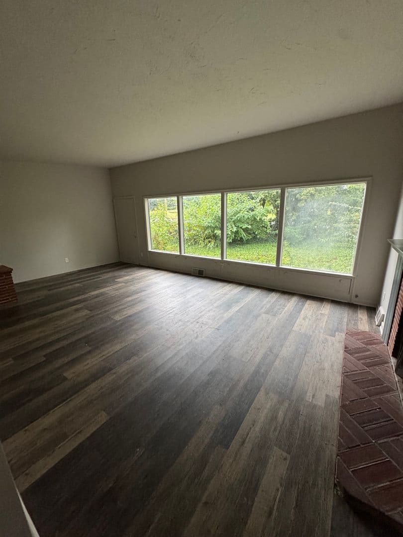 Fort Wayne House: 4145 Meda Pass