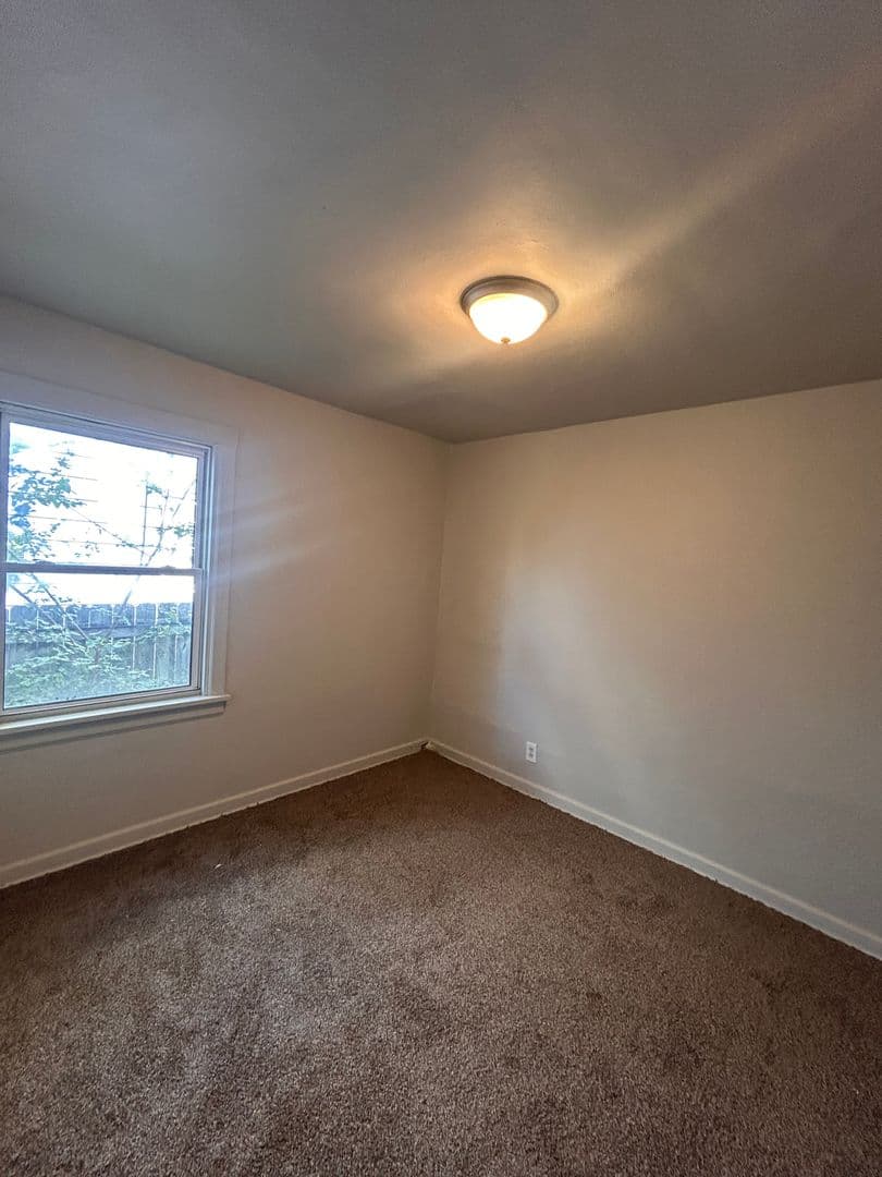 Fort Wayne House: 4011 South Park Dr