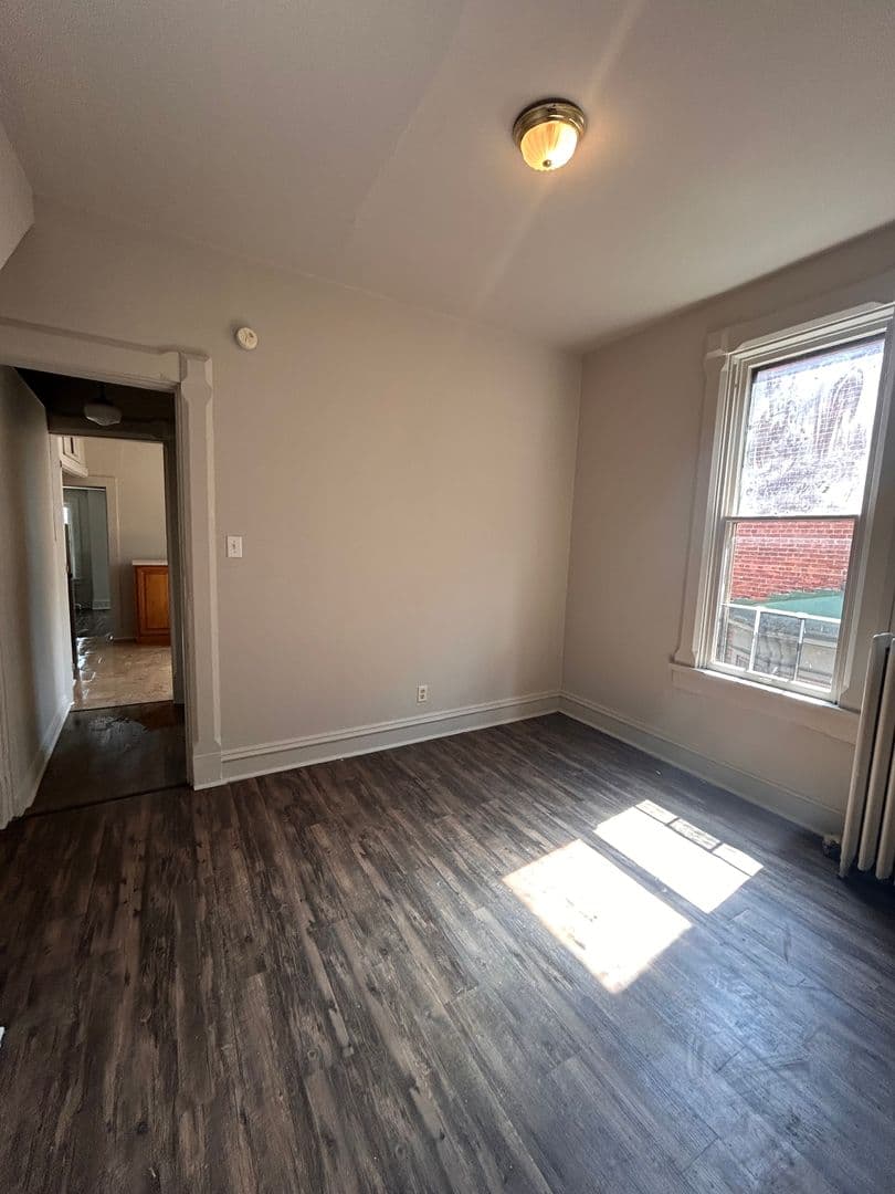 Fort Wayne Apartment: 601 W Wayne St