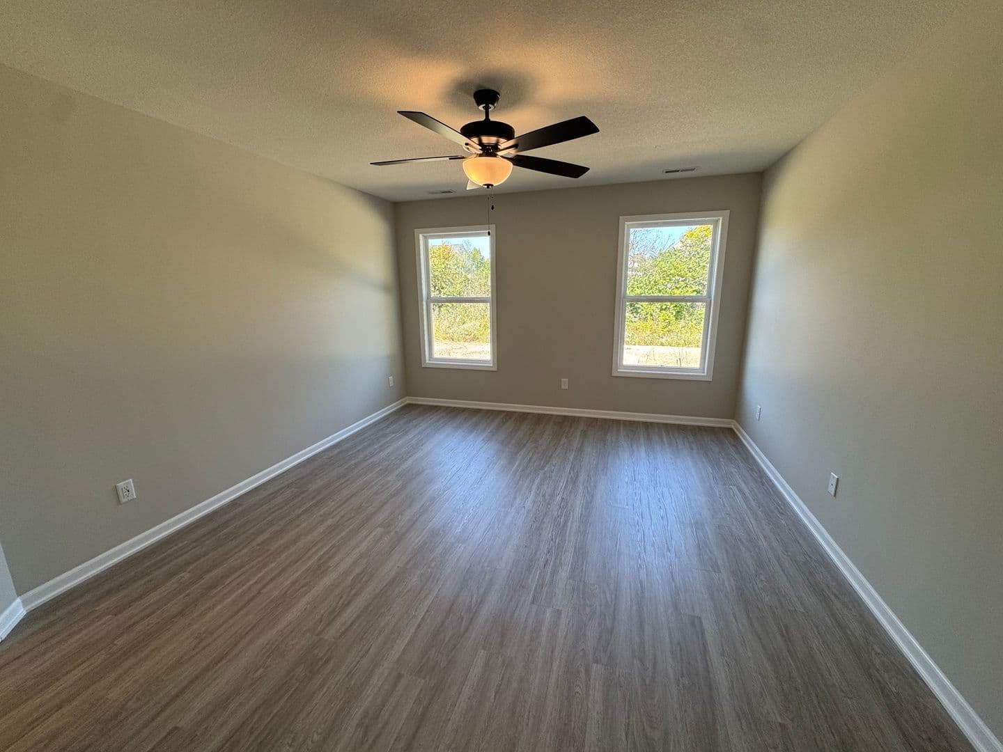 Fort Wayne House: 377 Forecast Cove