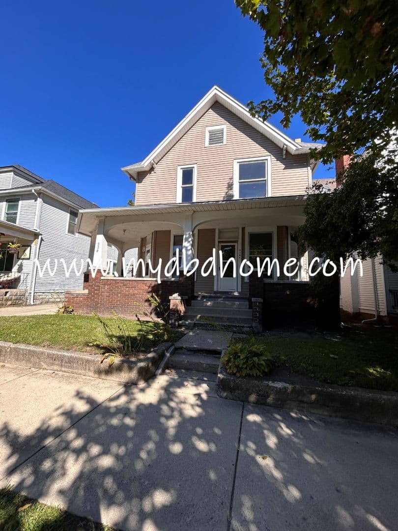 Fort Wayne Apartment: 938 Lincoln Ave
