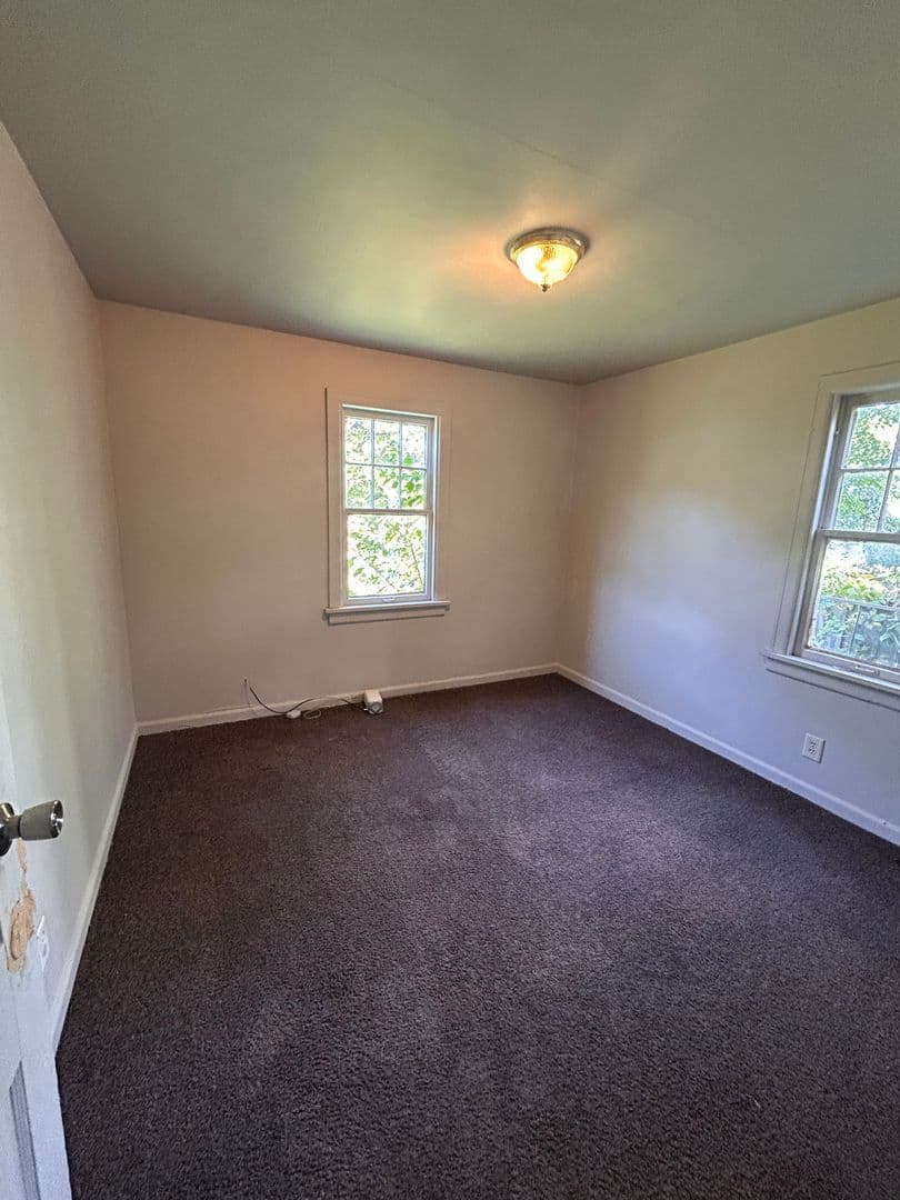 Fort Wayne House: 4026 Weisser Park