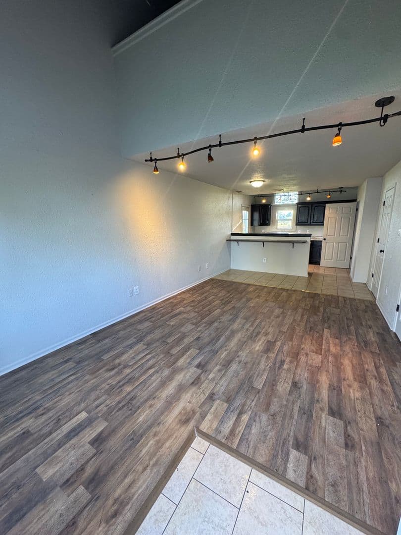 Fort Wayne House: 1326 Lofton Way