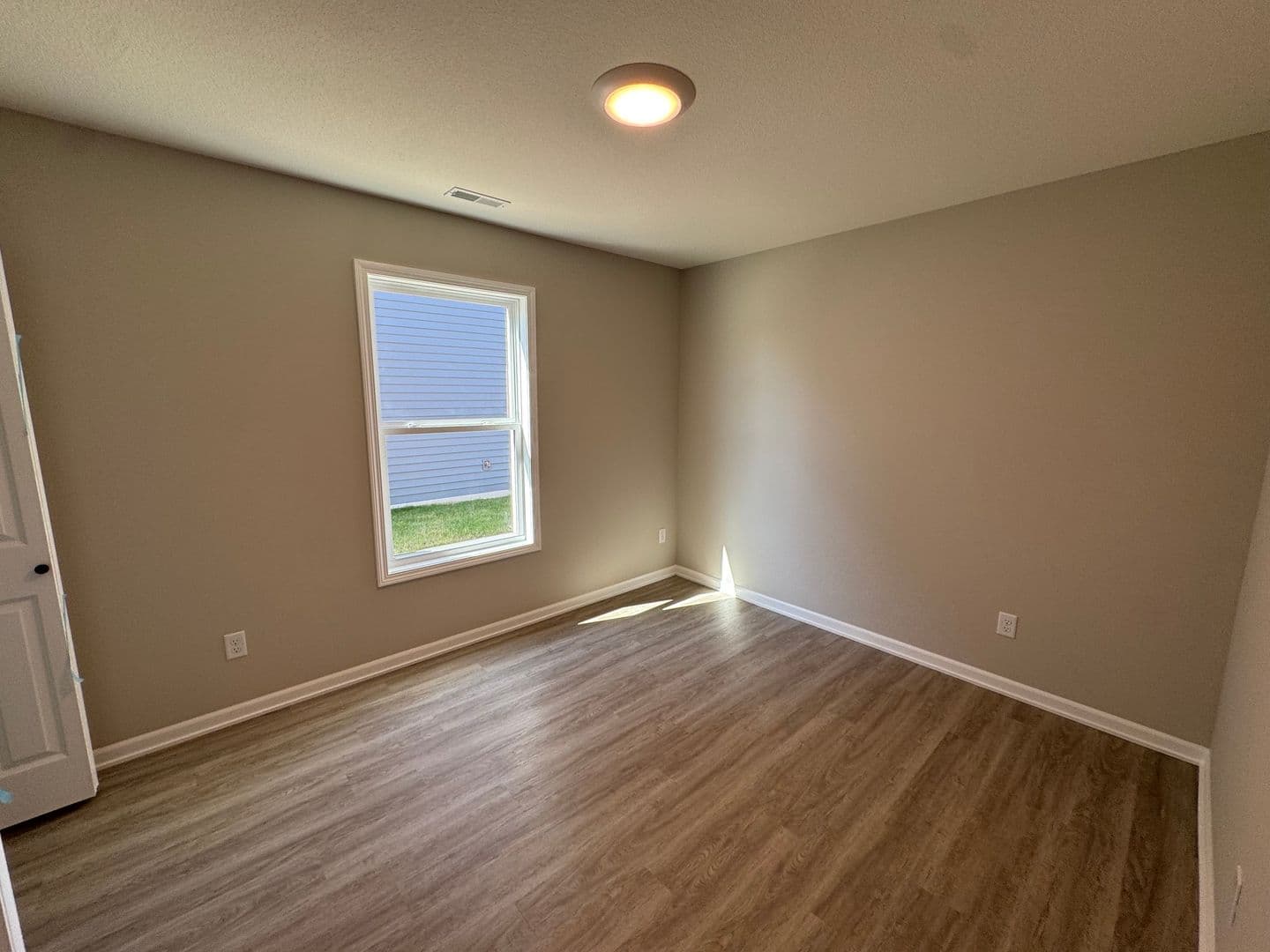 Fort Wayne House: 377 Forecast Cove