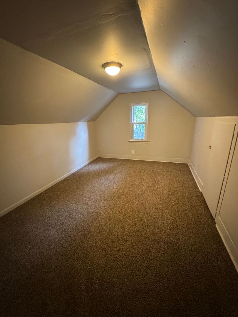 Ft. Wayne House: 1150 Kinnaird Ave
