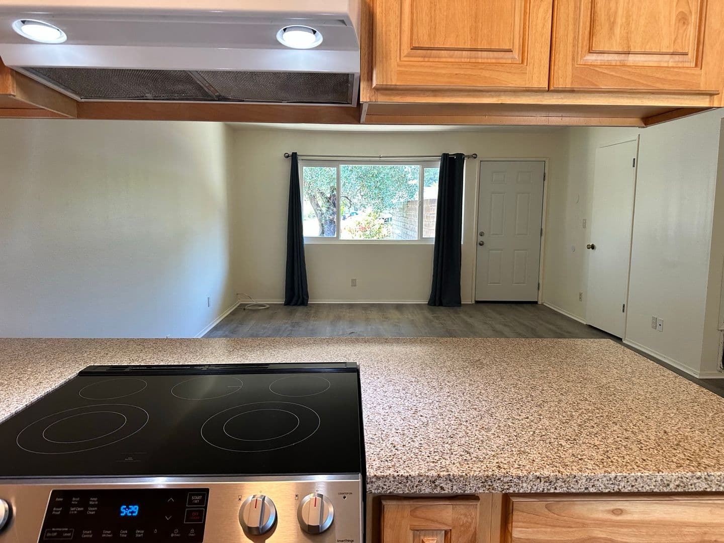 Napa House: 3985 Dunhill