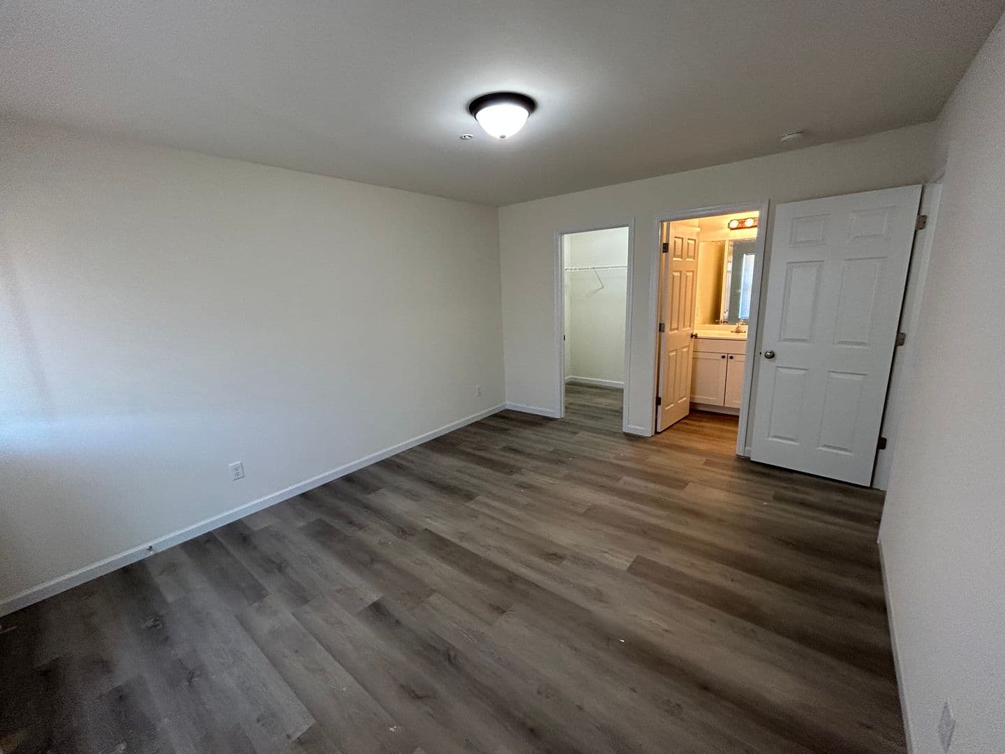 Moscow Mills Apartment: 4 Quail Run Blvd.