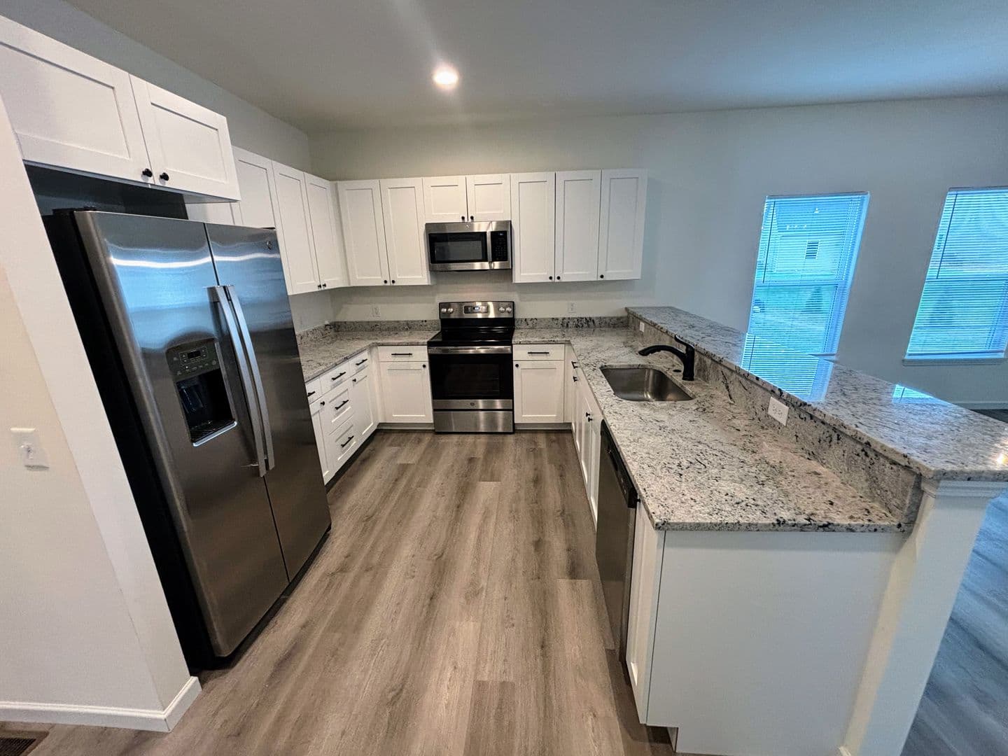 Wentzville Townhome: 505 Dogleg ct.