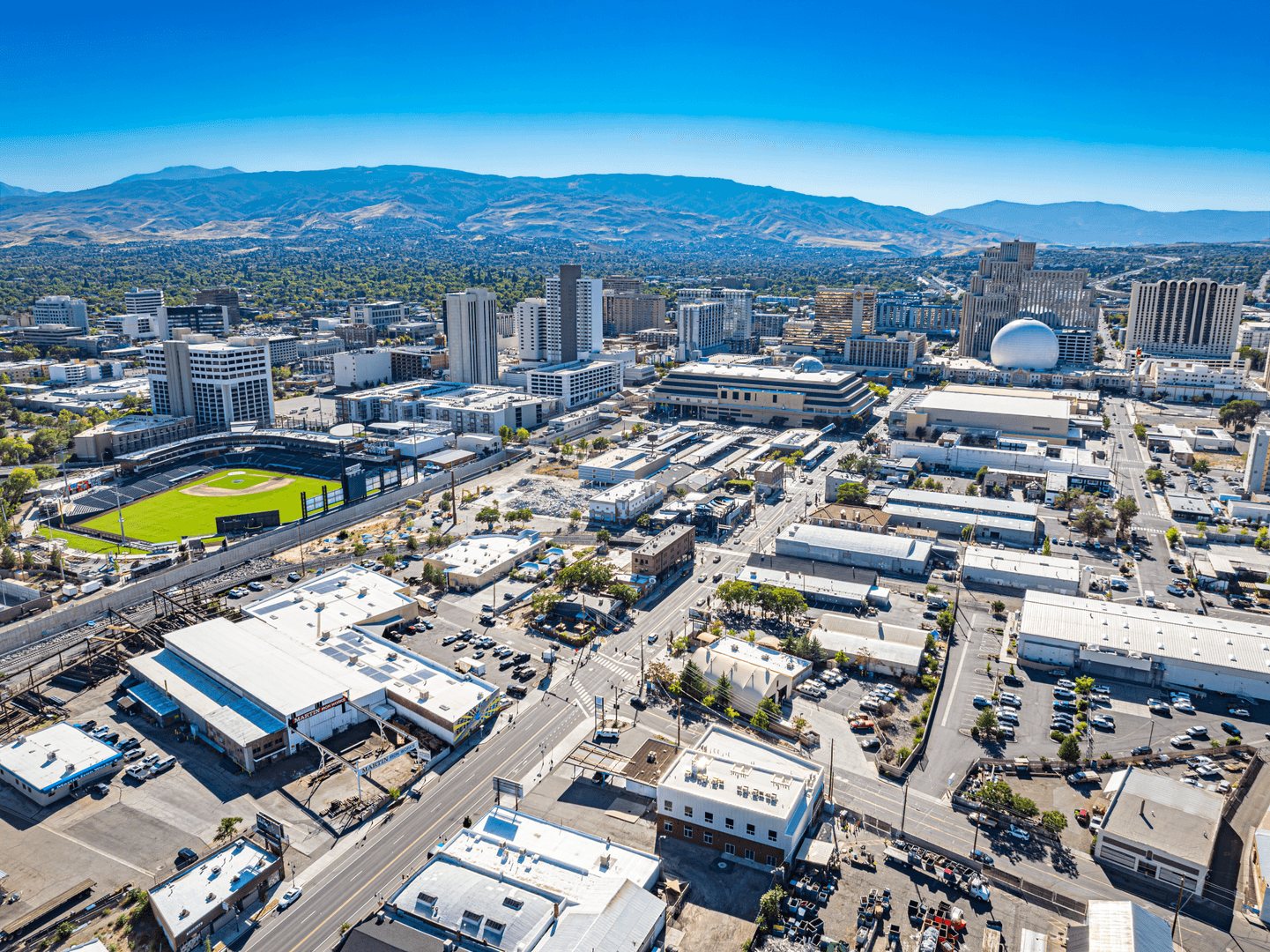 Reno Apartment: 420 Valley Road