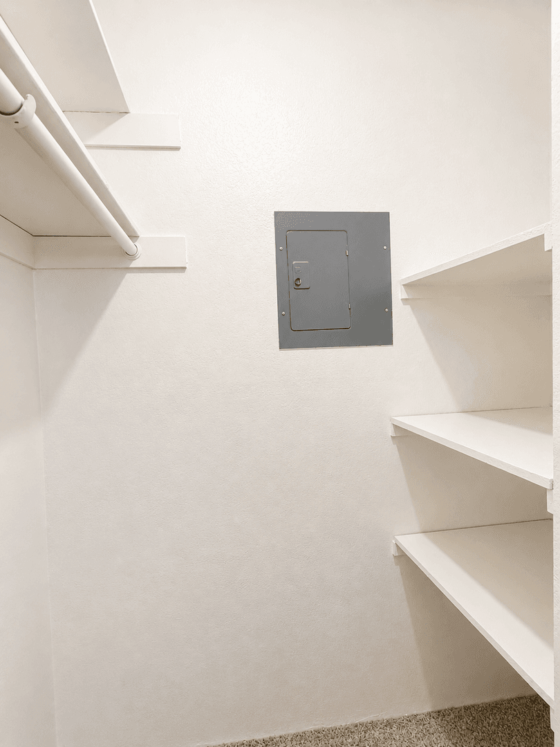 Reno Apartment: 1155 Glenda Way