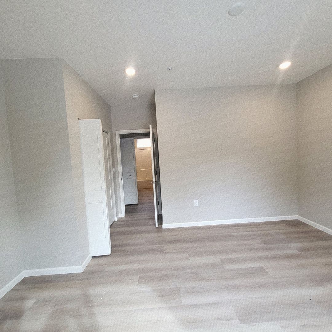 Reno Apartment: 397 W 10th Street
