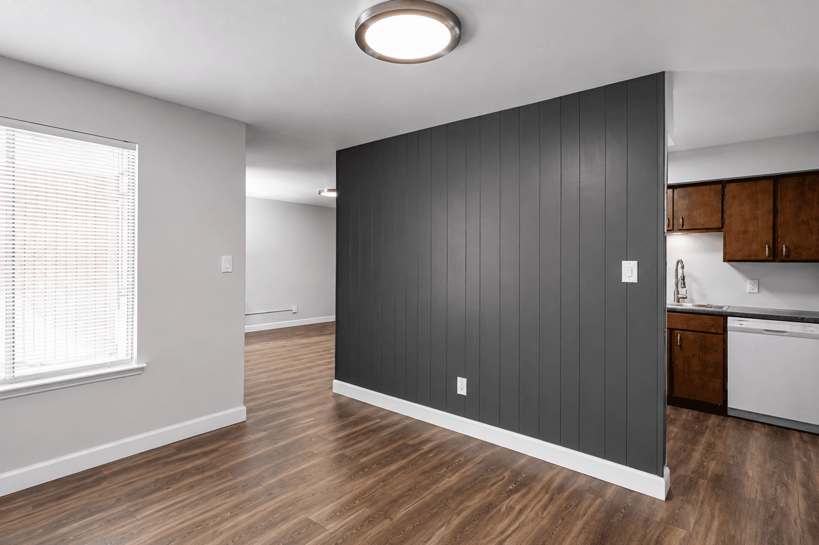 Reno Apartment: 300 W Pueblo Street