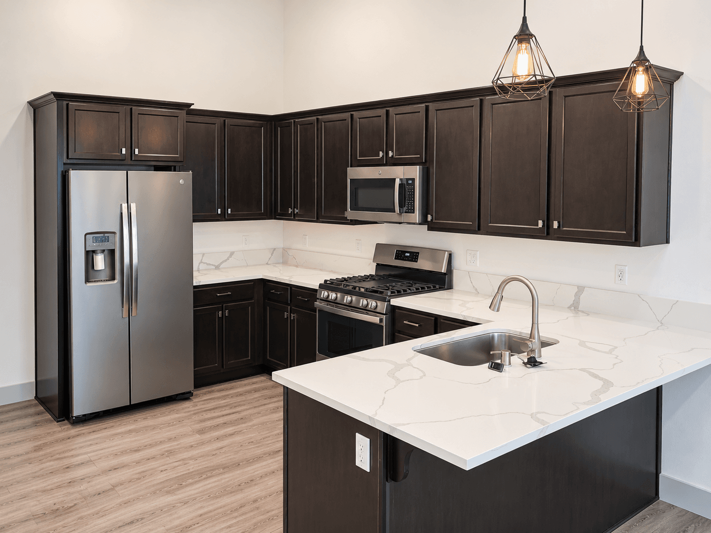 Reno Apartment: 529-543 W 1st St & 100-114 Bell St