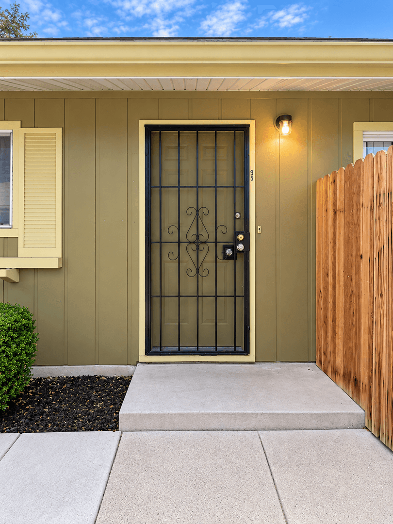 Reno Apartment: 3445-3495 Neil Road