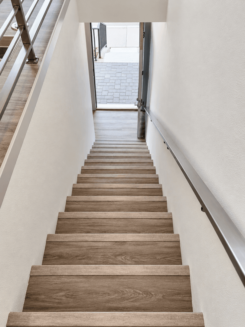 Reno Apartment: 529-543 W 1st St & 100-114 Bell St