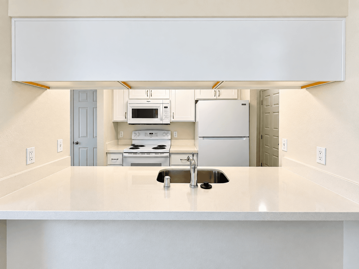 Reno Apartment: 102 Moraine Way