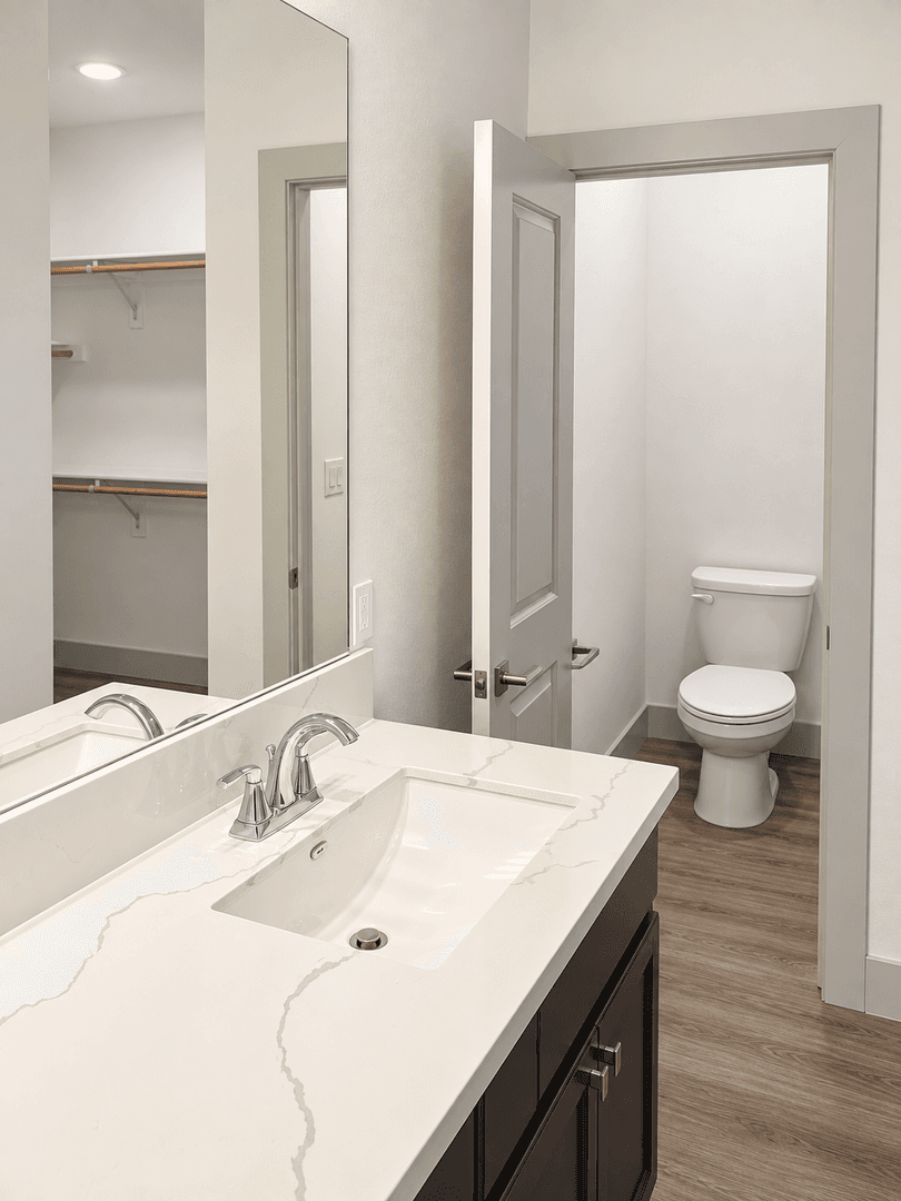 Reno Apartment: 529-543 W 1st St & 100-114 Bell St