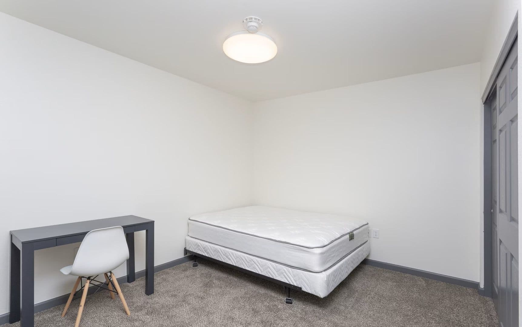 Reno Apartment: 1385 N Virginia St.