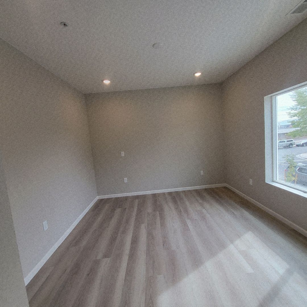 Reno Apartment: 397 W 10th Street