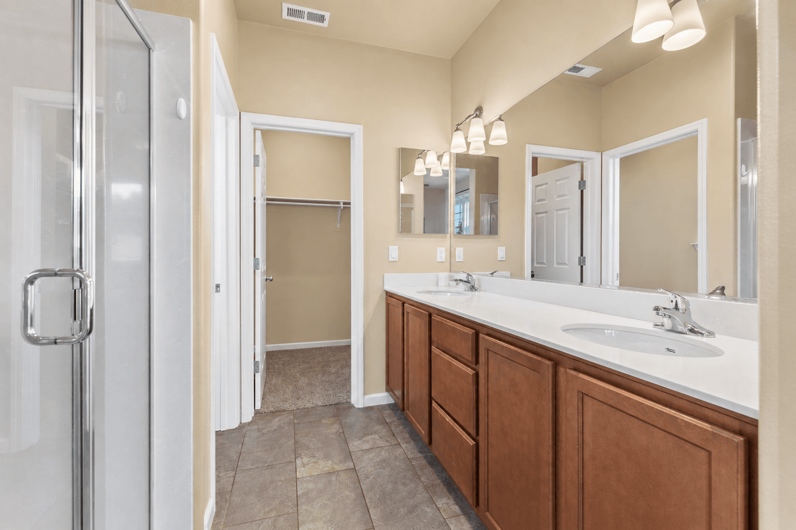 Reno Apartment: 275 La Rue