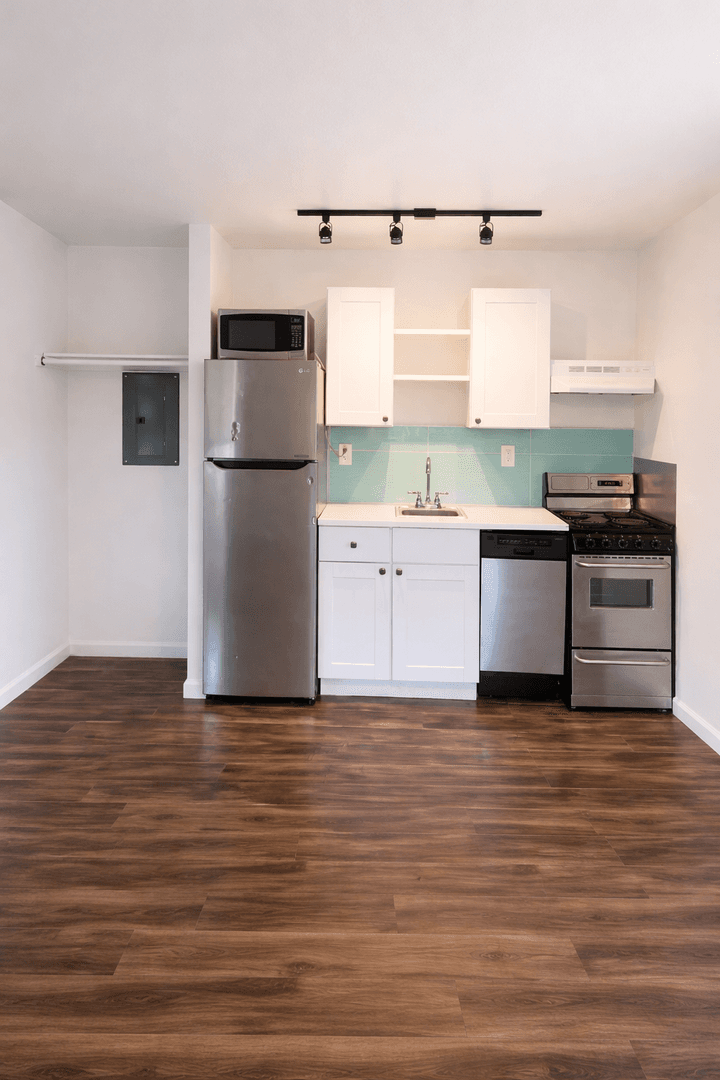 Reno Apartment: 144 Wonder Street