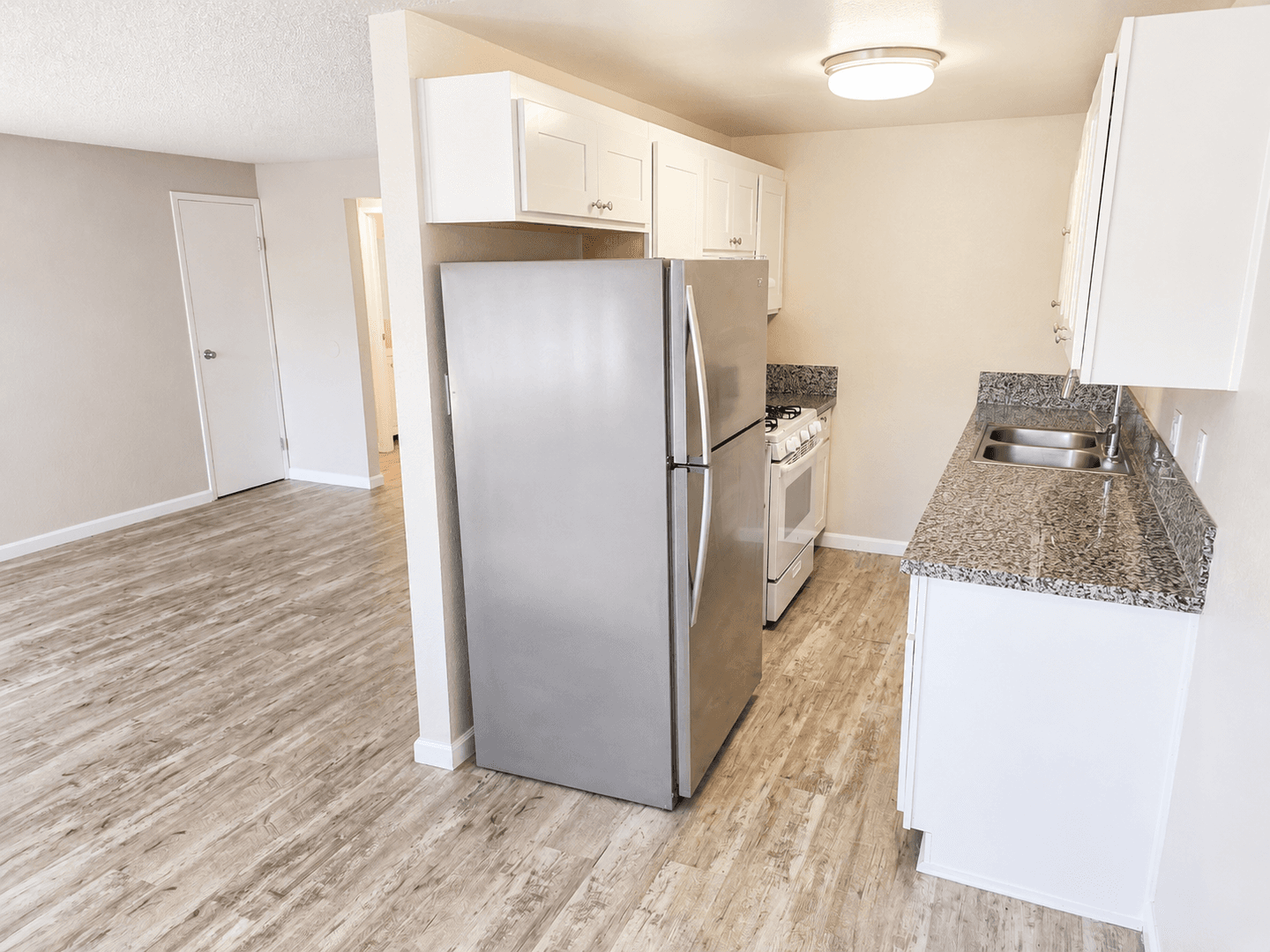 Reno Apartment: 4175 Neil Road
