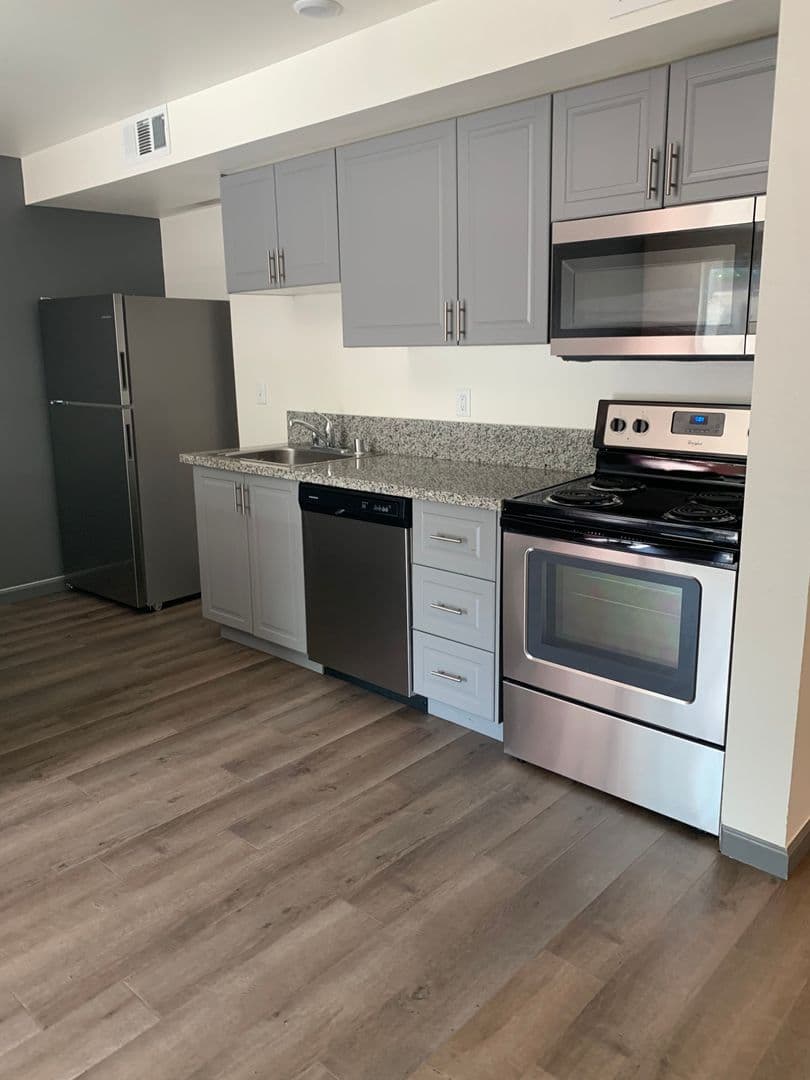 Reno Apartment: 1385 N Virginia St.