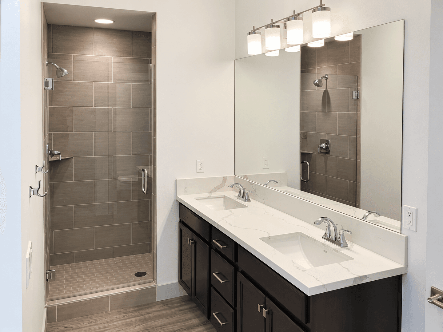 Reno Apartment: 529-543 W 1st St & 100-114 Bell St