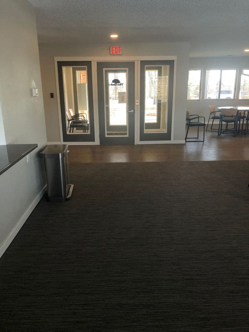 Belle Plaine Apartment: 1540 15th St