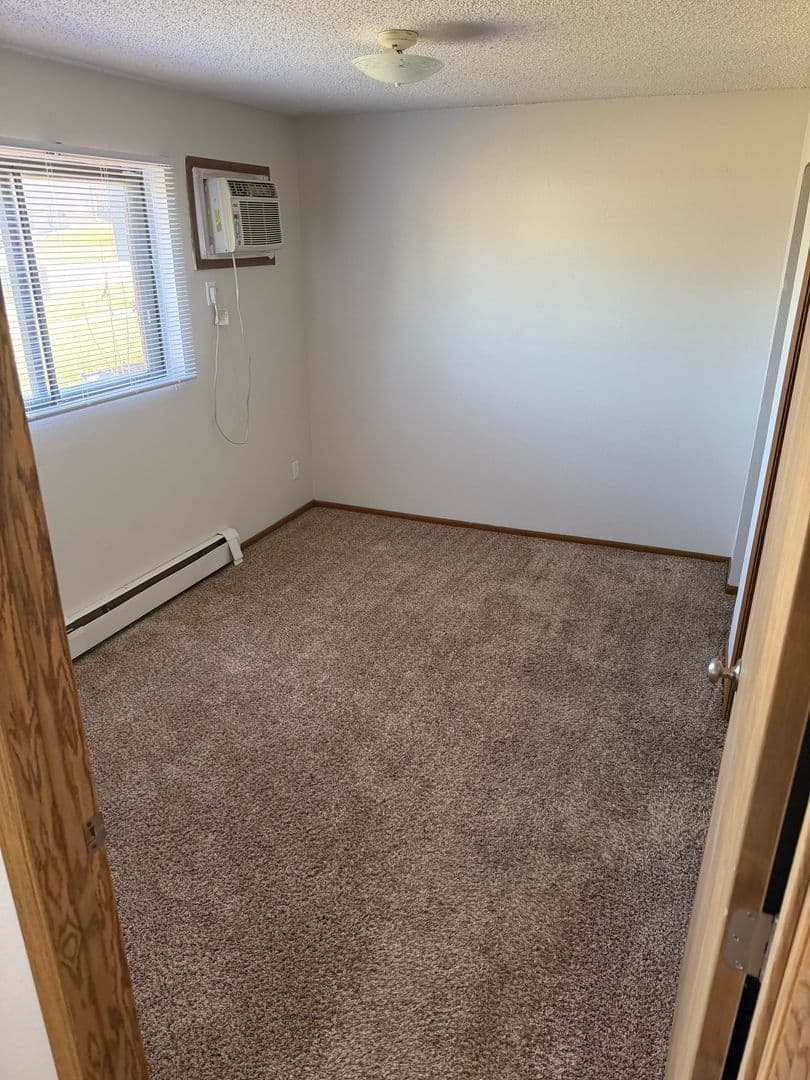 Marion Apartment: 1450-1540 44th St