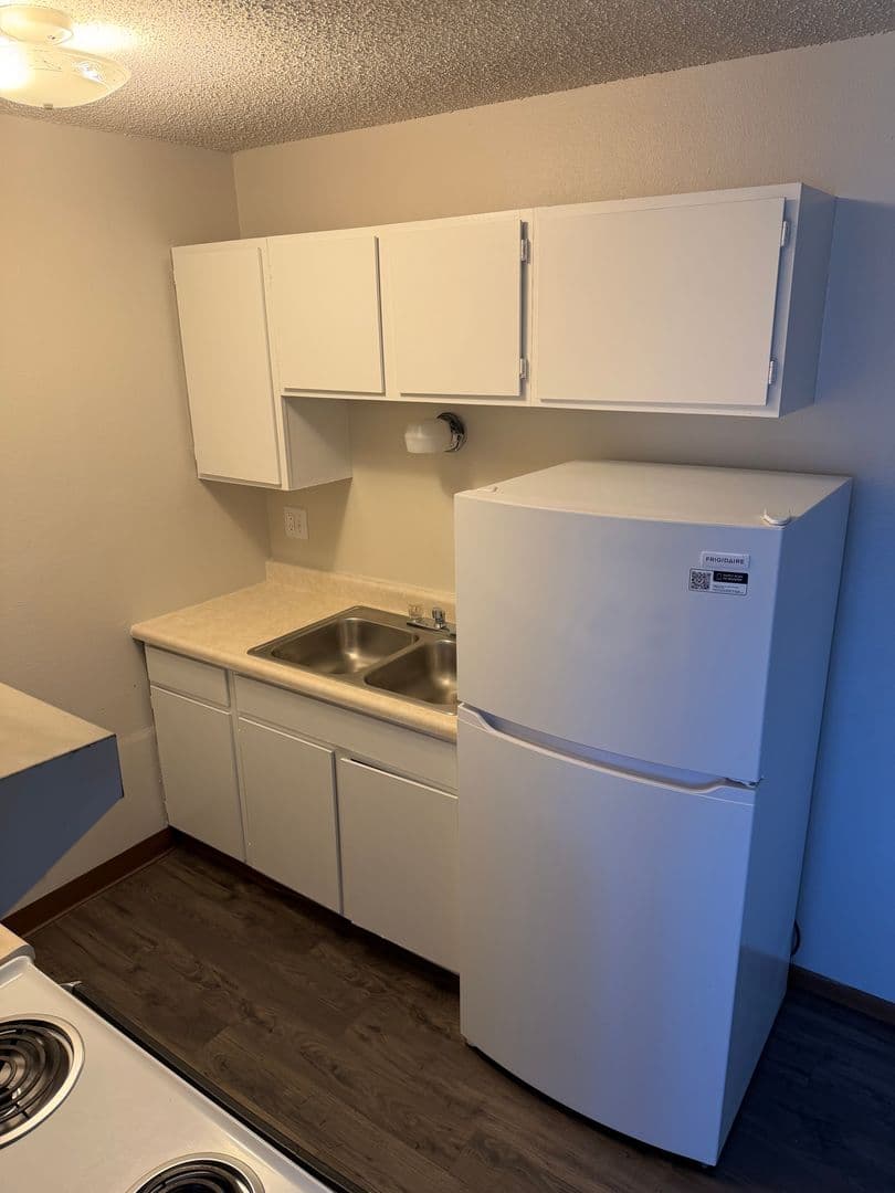 Marion Apartment: 1450-1540 44th St
