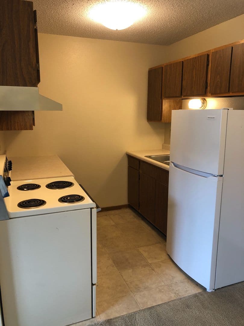 Marion Apartment: 1450-1540 44th St