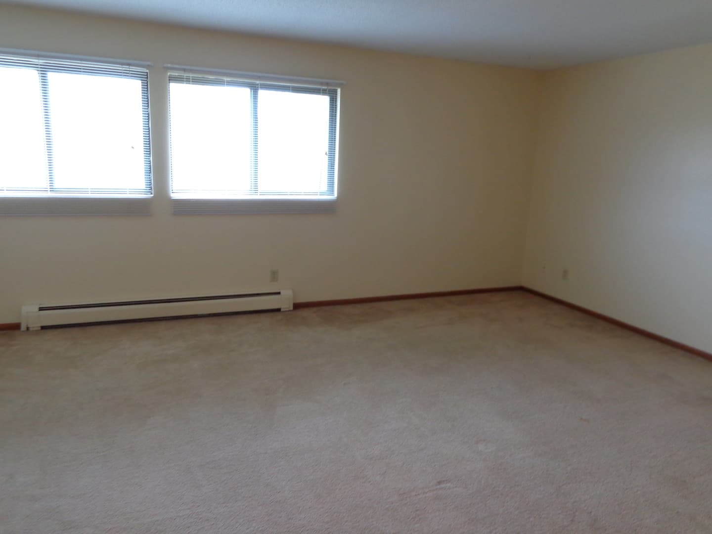 Marion Apartment: 1450-1540 44th St