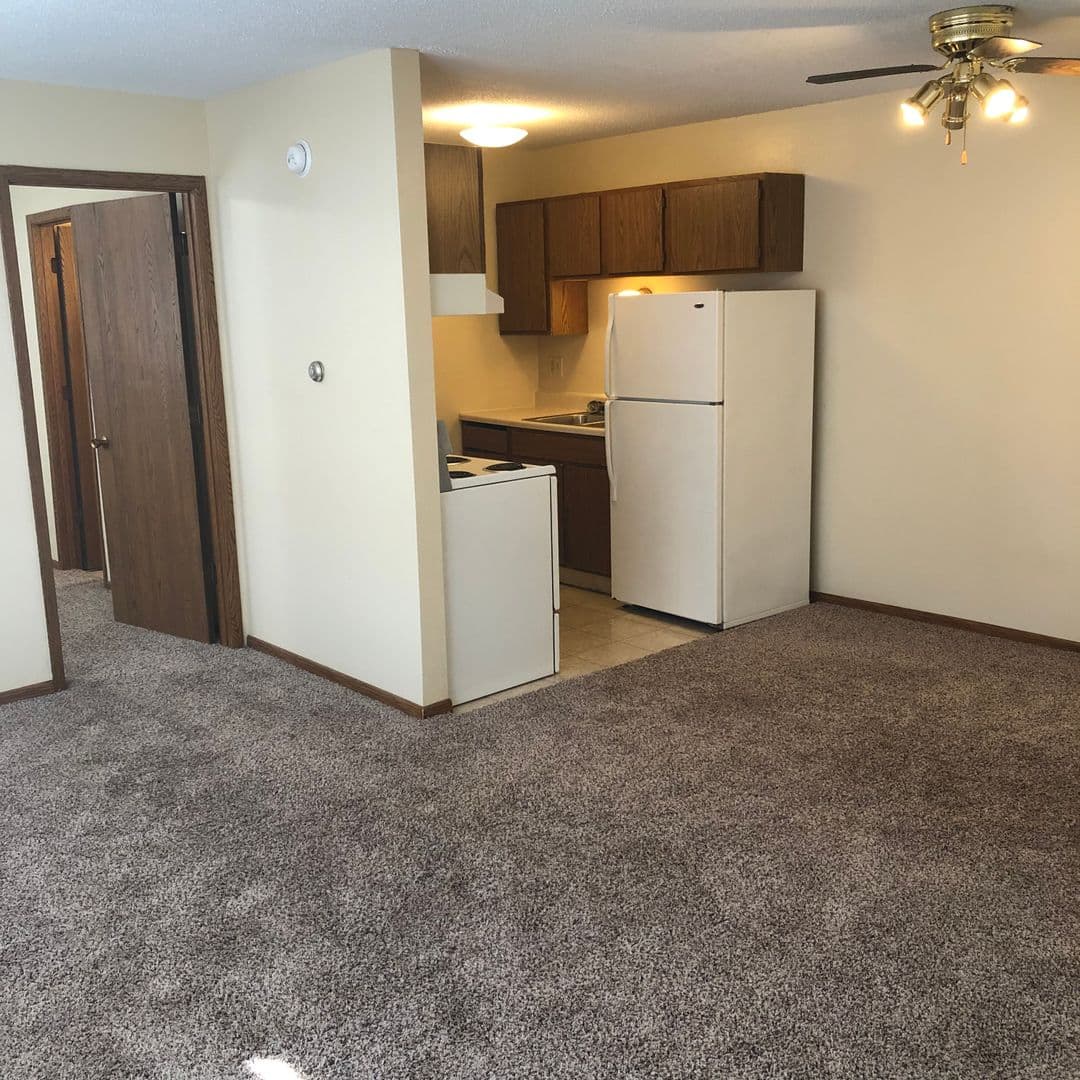 Marion Apartment: 1450-1540 44th St