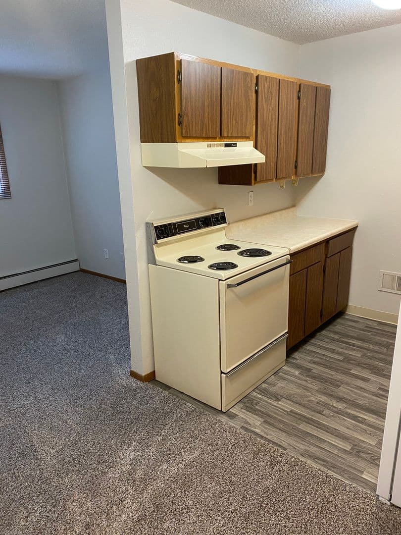 Marion Apartment: 1450-1540 44th St
