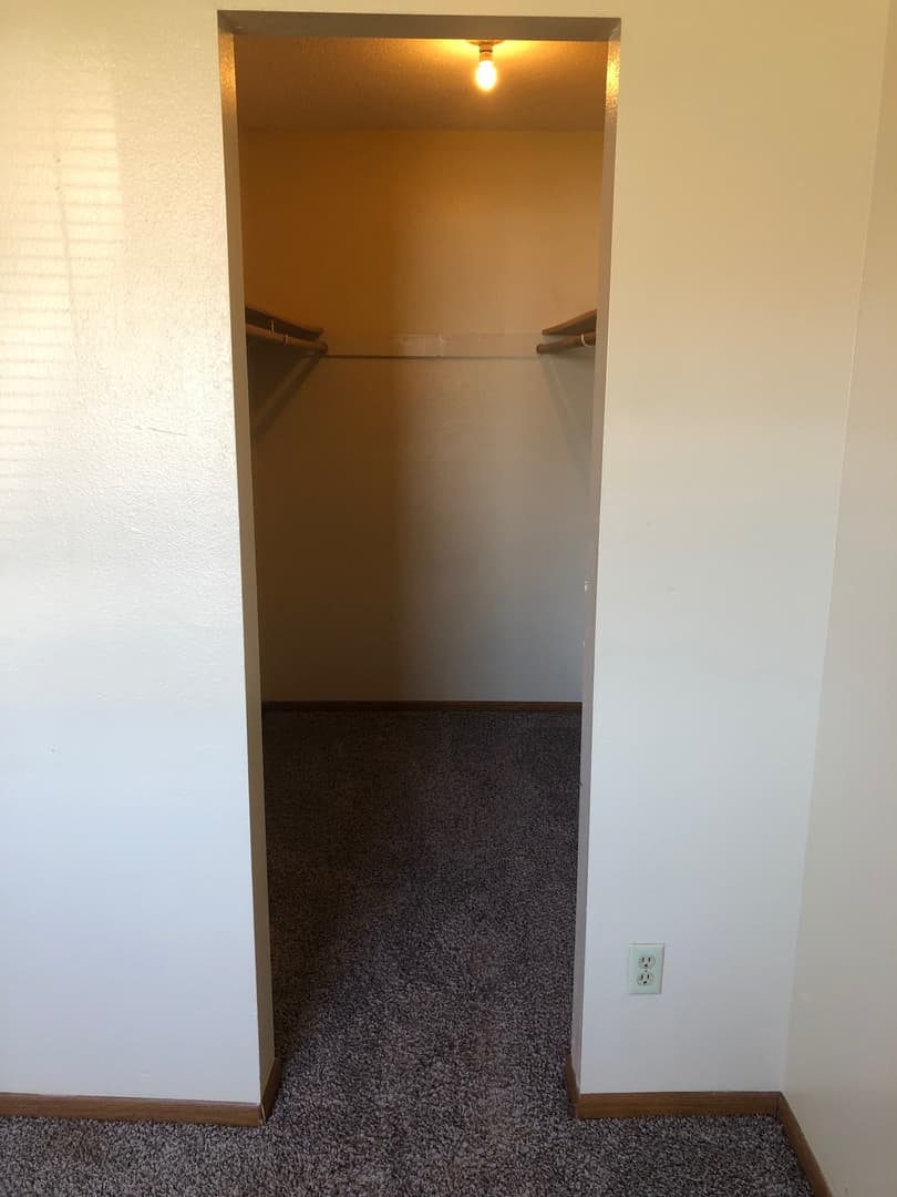 Marion Apartment: 1450-1540 44th St