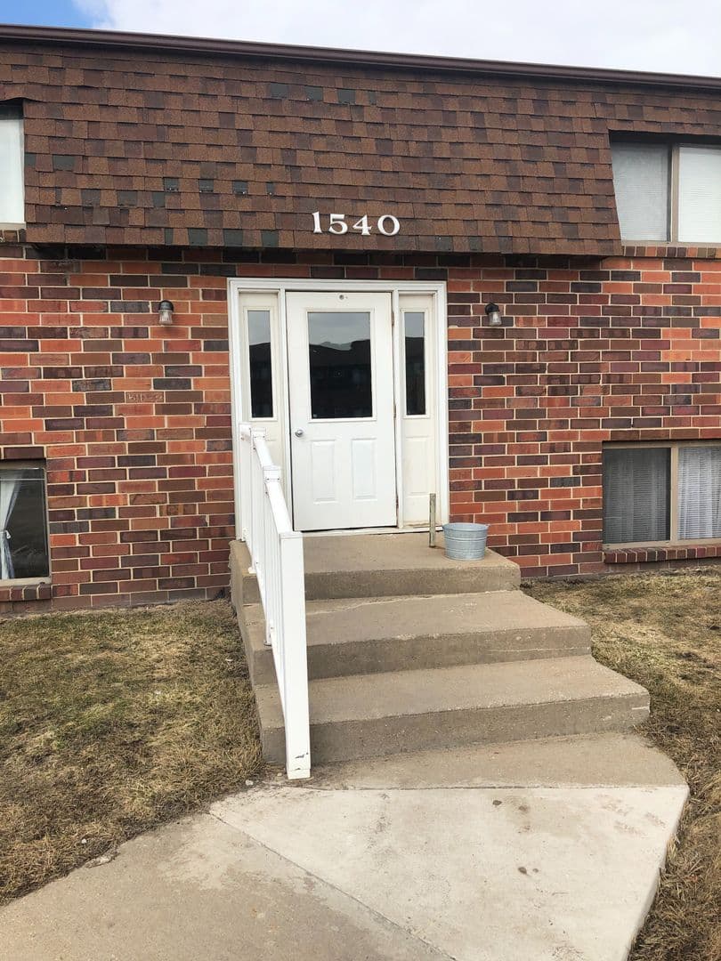 Marion Apartment: 1450-1540 44th St