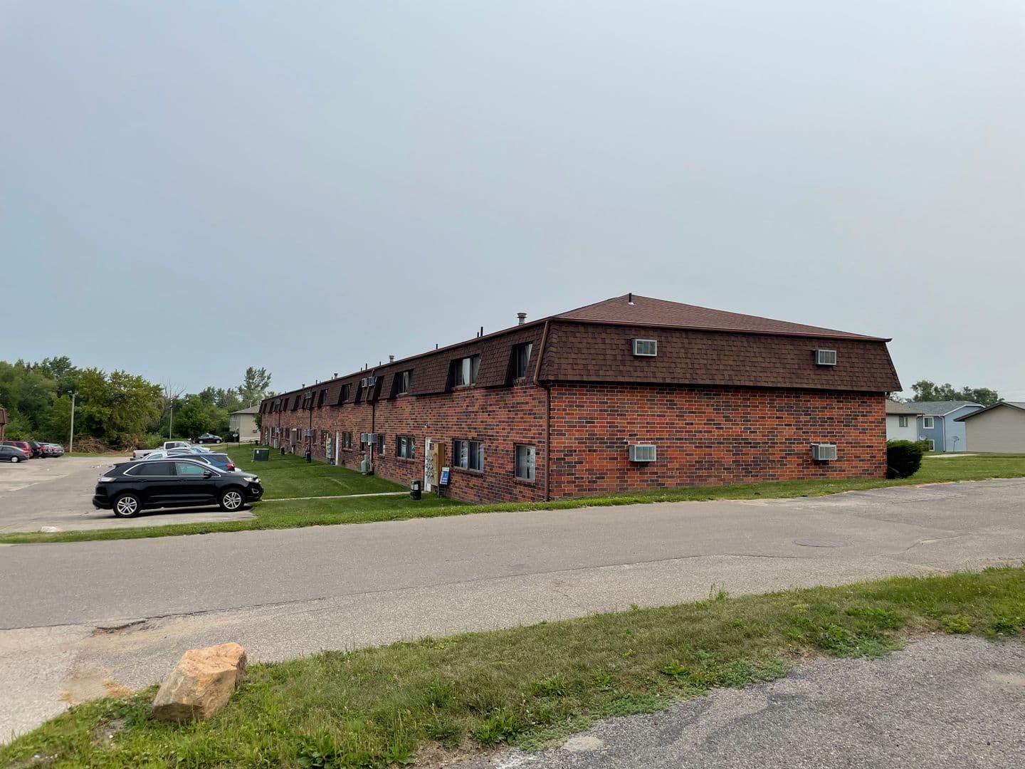 Marion Apartment: 1450-1540 44th St