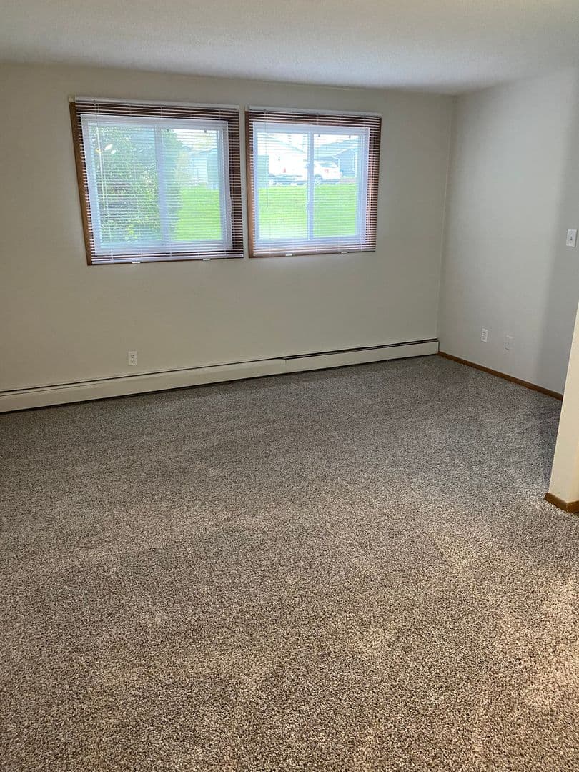 Marion Apartment: 1450-1540 44th St