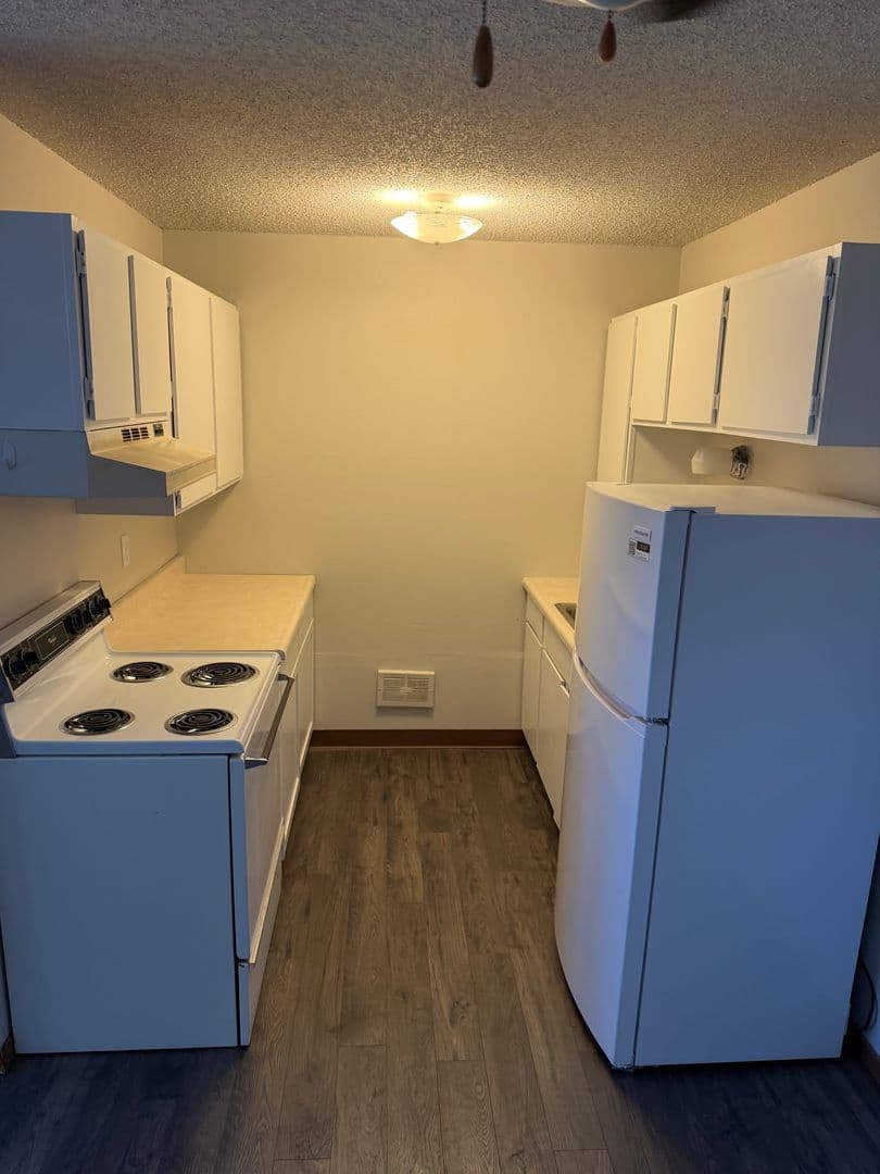 Marion Apartment: 1450-1540 44th St