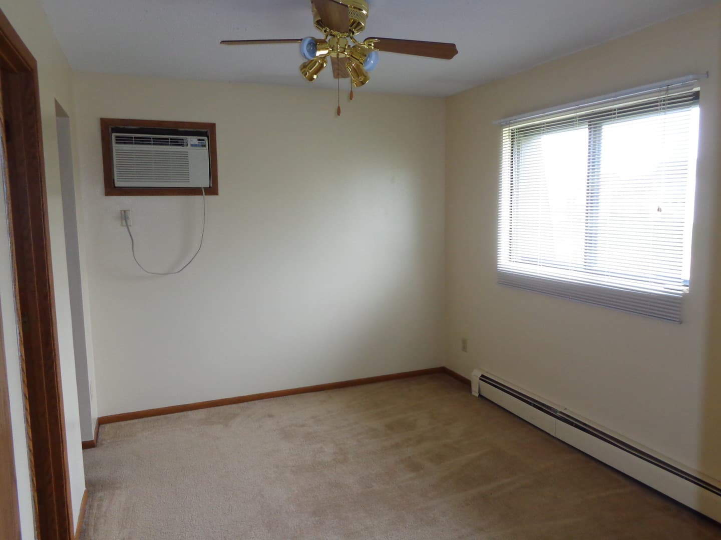 Marion Apartment: 1450-1540 44th St