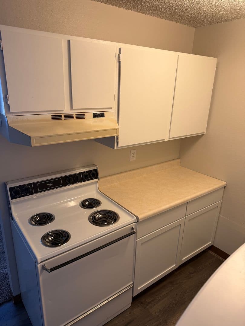 Marion Apartment: 1450-1540 44th St
