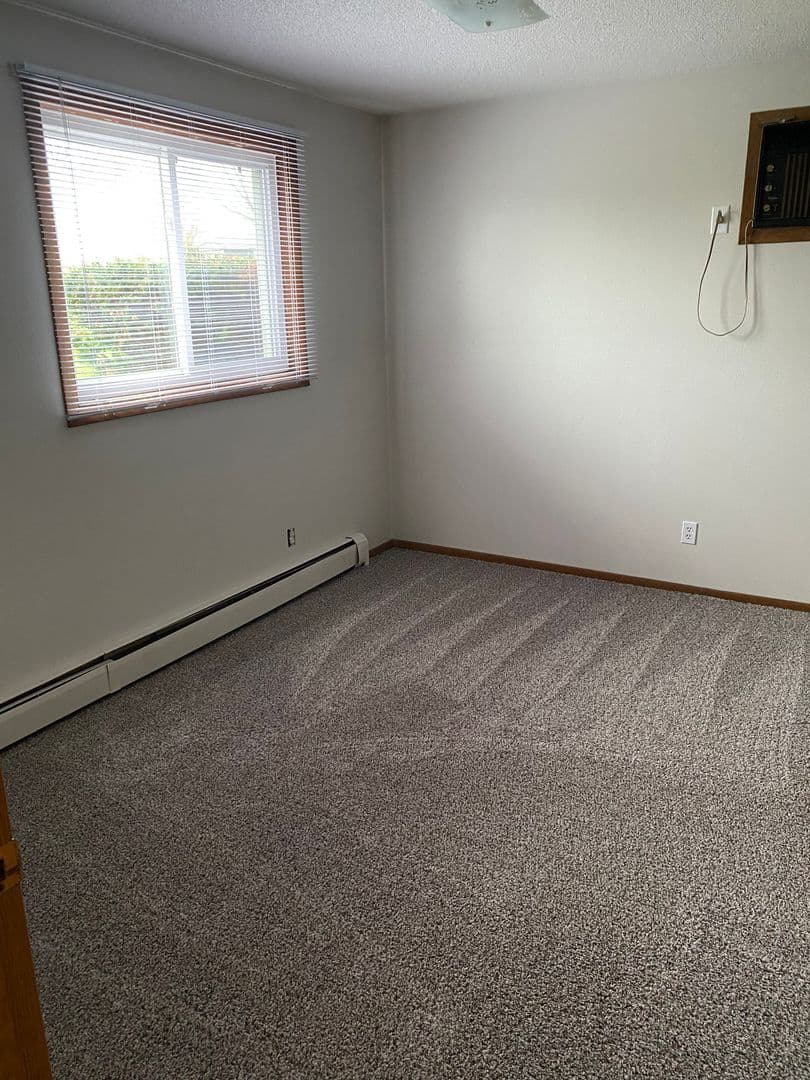 Marion Apartment: 1450-1540 44th St